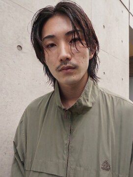 ガレージ バイ グリーン 表参道 原宿(Garage by green) 【SHUN】ミディアムセンターパート