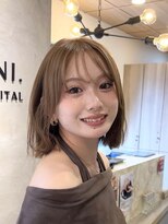 アマニ ビヨンド(AMANI.BEYOND)&nbsp;AMANI.BYOND  シルエットにこだわるボブヘア　2026.08