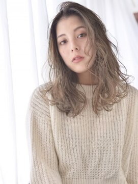 ケーツー心斎橋 クイーンズガーデン バイ ケーツー(K two QUEEN'S GARDEN by K two) 外国人風かき上げセミディ/心斎橋&なんば