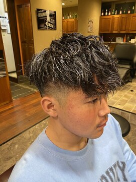 リットジェンツ 千葉(Lit Gents) 波巻スパイラル×ソフトフェードマッシュ【YUSUKE】