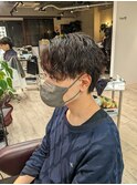 センターパート×ソフトツイストスパイラルパーマ