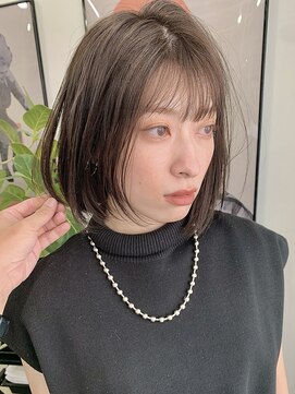 イースエモーション(ease et motion) 【ease et motion】大人ボブ ナチュラルアッシュ