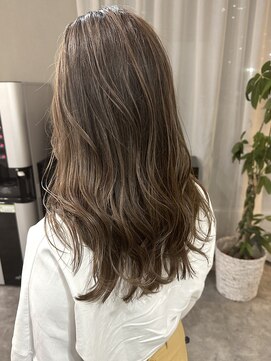 アットラップレーヴ(attrape-reve) 【attrape-reve】大人可愛い☆透明感ハイライトグレージュ