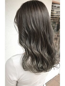 アン 武蔵小杉(un) 重軽ミディアム＋イルミナカラー＋髪質改善オージュアシャンプー