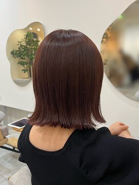 ピピバイヨーク(pipi, by yoke.) 切りっぱなしボブ/ブラウンレッド