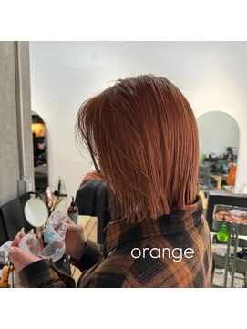 レア(Le’a) 切りっぱなしボブ×オレンジ