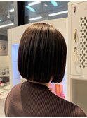 小顔ショートボブカラー大人ショートボブひし形ショートカット