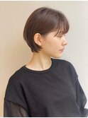 耳かけショートスタイル