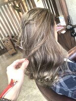 キー(kｅｙ)&nbsp;アッシュベージュ