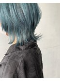 大人可愛いハイトーンウルフ外国人風カラーブリーチブルー系