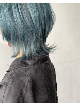 リノショアーズ ショウナン 辻堂店(RinoShores SHONAN) 大人可愛いハイトーンウルフ外国人風カラーブリーチブルー系