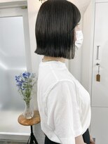 イコ 表参道原宿(ico)&nbsp;オリーブグレージュ イルミナカラー ミニボブ