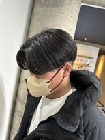 イーラ(era)&nbsp;ナチュラル毛流れセンターパート刈り上げツーブロックニュアンス