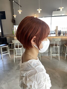 ソーコ(SOKO) サマーオレンジ/丸みショート