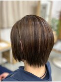 ハイライト 前下がりショート