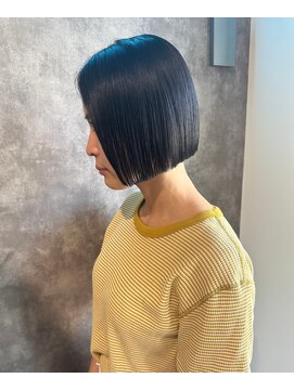 セロ(sero) 切りっぱなしボブ