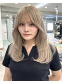 韓国ヘア顔周りレイヤーミルクティーベージュグレージュカラー