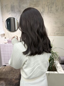 メク(meku) 赤みが気になる方におすすめのオリーブベージュ*関内/桜木町