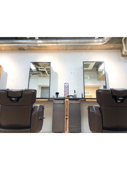 平日22時まで営業*仕事終わりでも◎[淀屋橋/MEN'S/メンズ/学割U24/<理容室>]