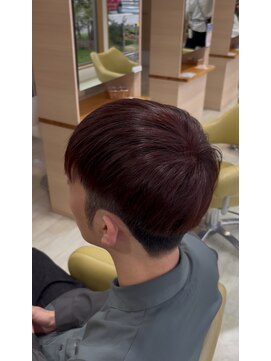 シュウ 安城店(Shu) さっぱり刈り上げ+ワインレッド