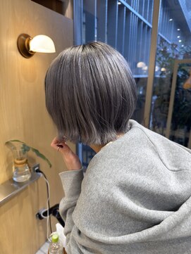 スタン 渋谷(Stam) アッシュグレージュインナーブラック［ボブ/デザインカラー］