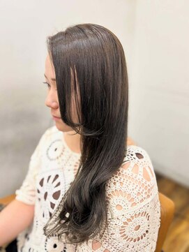 ジェナ(Jena) 艶髪