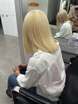 ティント 梅田(Tint)&nbsp;【TOMOKI】ブロンドヘアー《大阪梅田駅》