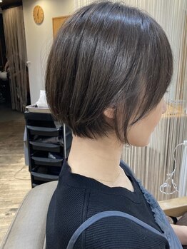 ハンズエミュ(hands emu)の写真/10年後も艶のある私に♪繰り返す白髪染めのダメージもイノアカラーのケア力で最小限に＊白髪ぼかしにも◎