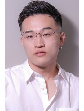 ツーブロック×ベリーショート