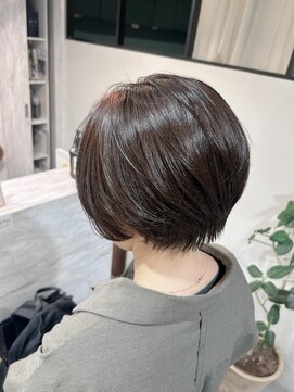 ヘアサロン ナノ(hair salon nano) 前下がり/ショートヘア/大人かわいい/白髪ぼかし