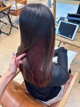 ユニ バイ マグ 長野店(Uni.by Mag) "ちらっと大人可愛い"インナカラー イヤリングカラー