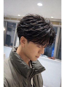 アイトーキョープラスシー 横浜(AI TOKYO+Sea) MEN’S横浜/センターパート/フェザーパーマ/毛流れパーマ/高島町