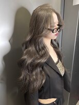 ジーナ 渋谷神南(Zina) Olive greige