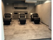 ルエ(Lue)の雰囲気(リラックスしてお過ごしいただける落ち着いたシャンプースペース)