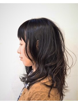 ハグ ニシコヤマ アトリエ(hug nishikoyama atelier) 大人かわいい女子ロングデジタルパーマ黒髪アッシュ大人ガーリー