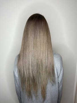 ブレイク(BREK) ブリーチ3回、onN.カラー