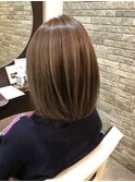 ベージュ×ハイライト
