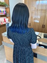 カッツ 駅家店(CUT S)&nbsp;個性派毛先ブルー〇