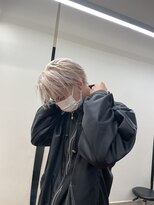 イノセンス 西宮北口店(innocence) ホワイトベージュ　× センターパートマッシュ