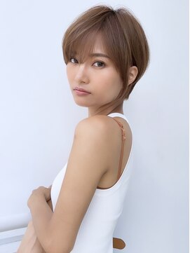 シー バイ ロンド 新宿(Sea by Lond) ミディアムレイヤーカット×ダークアッシュ[似合わせ/レイヤー]