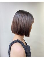 リラ バイ クオーレ(LIRA by CUORE)&nbsp;切りっぱなしボブ