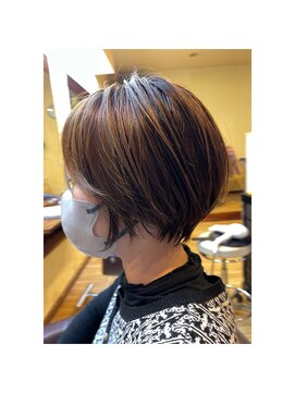 キキ 美容室(KIKI) 丸みショート☆