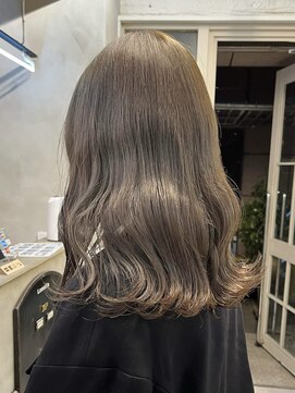 ロマリア(Lomalia) 【Lomalia表参道/Natsuno】オリーブベージュ/グレージュ