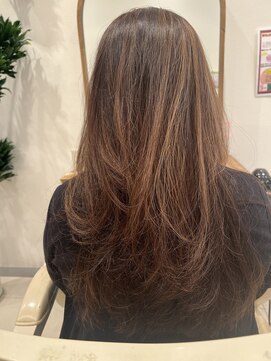 ヘアデザインロアール アリオ倉敷店(Hair Design Loire) 白髪おしゃれ混ぜカラー