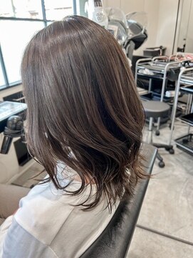 アパカバール 鳳店(Apa kabar) アッシュグレーカラー