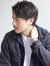 清潔感とトレンドの両立。大人のこなれヘア