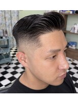 ケーエムシーセントラルルーツ(KMC Central Roots)&nbsp;ハイスキンフェード、サイドp