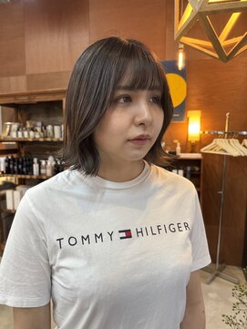 チャプター 問屋町(chapter) 透明感ケアオリーブグレージュカラー顔まわりレイヤーボブカット