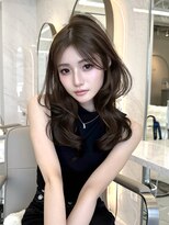 キティー サカエ(kiti SAKAE)&nbsp;グレージュ/レイヤーカット/ハッシュカット/オリーブベージュ/栄