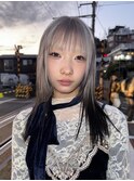透明感のあるシャープスタイル